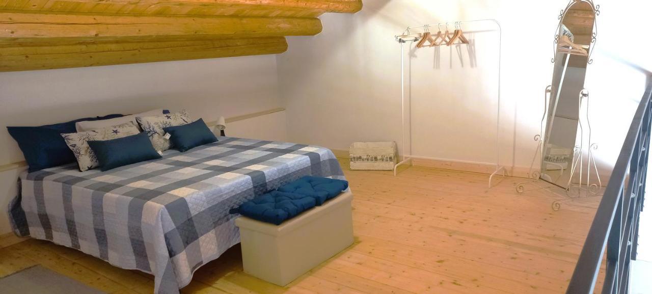 Almademari Giglio Casa Vacanza Пакино Екстериор снимка